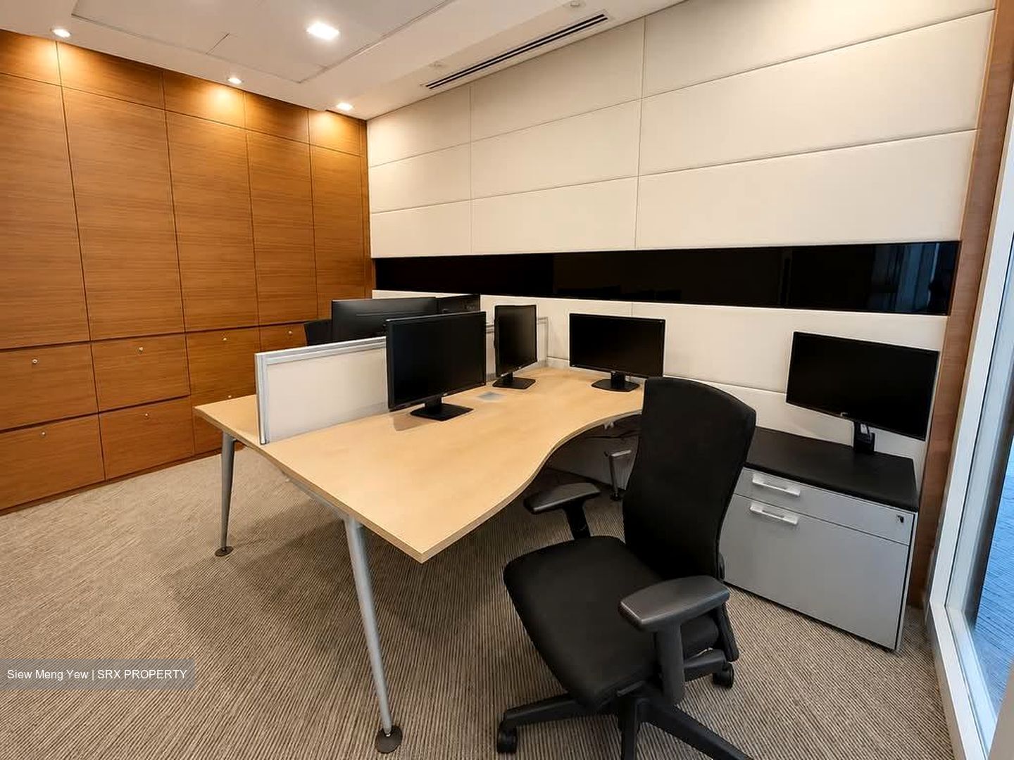 One Raffles Place (D1), Office #573440451